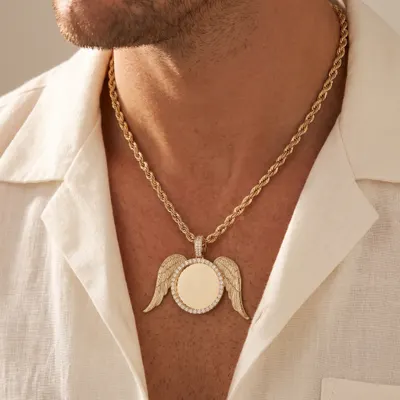 Halkin Winged Picture Pendant
