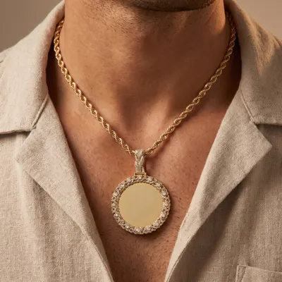 Lancaster Picture Pendant