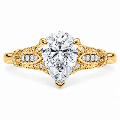 Leinster Diamond Ring (Pear)