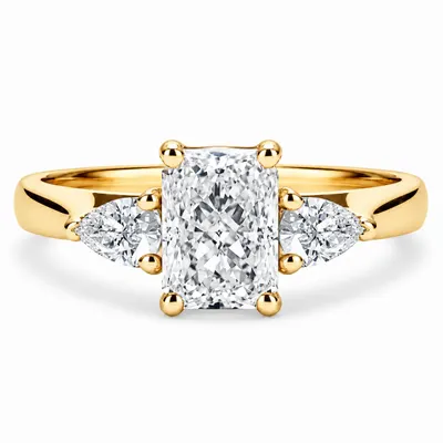 Stratton Diamond Ring (Radiant)