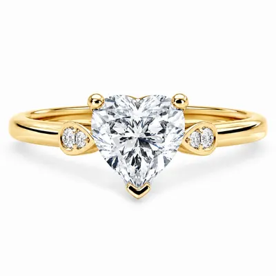 Clarendon Diamond Ring (Heart)