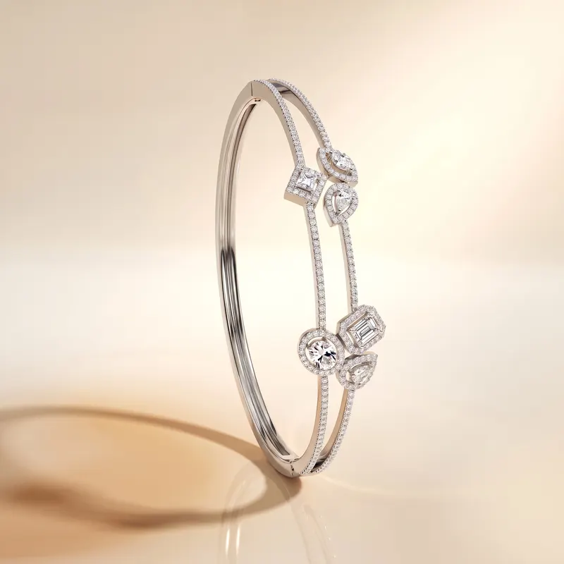 Redcliffe Scatter Bangle