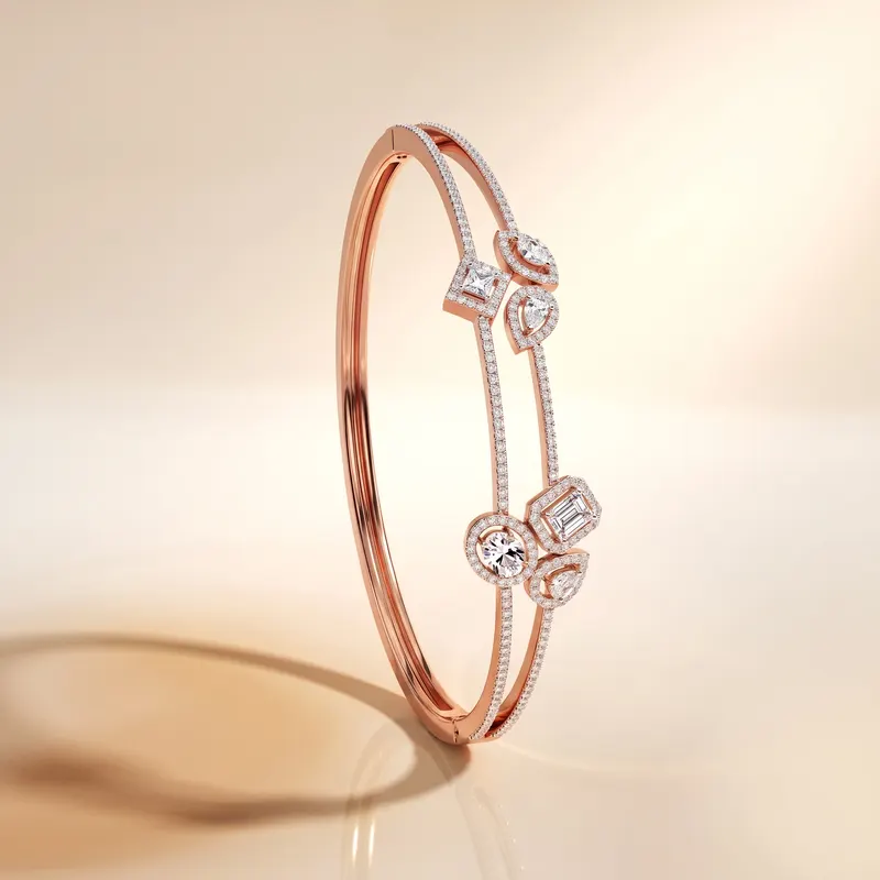 Redcliffe Scatter Bangle
