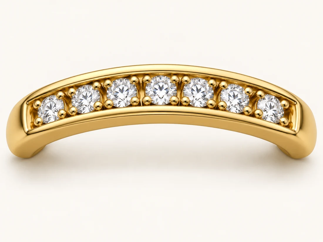 Illustration of small bead-set diamonds inside a bright gold border.
